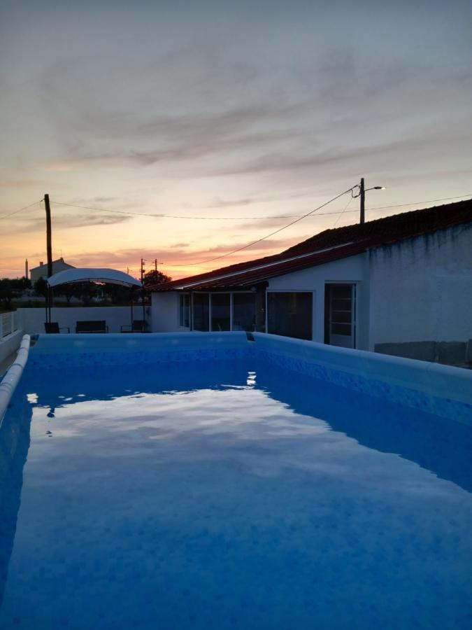 Snow Guest House Santarém Екстериор снимка