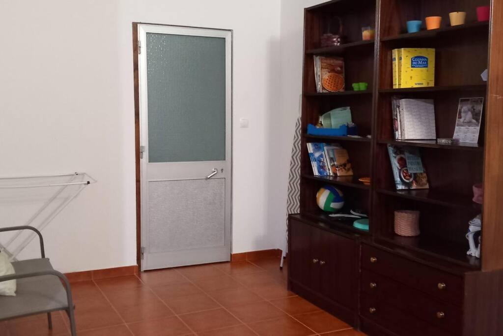 Snow Guest House Santarém Екстериор снимка