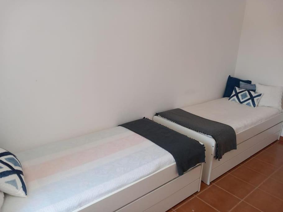 Snow Guest House Santarém Екстериор снимка