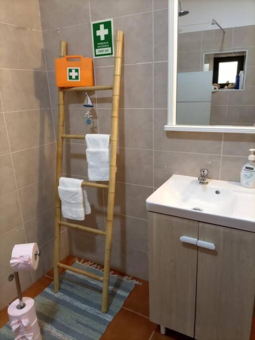 Snow Guest House Santarém Екстериор снимка